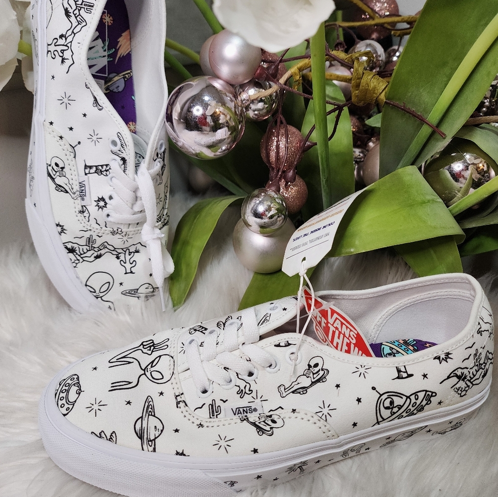 Vans Authentic "Unidentified U-Paint" sneakers women10.5 new - Picture 2 of 9